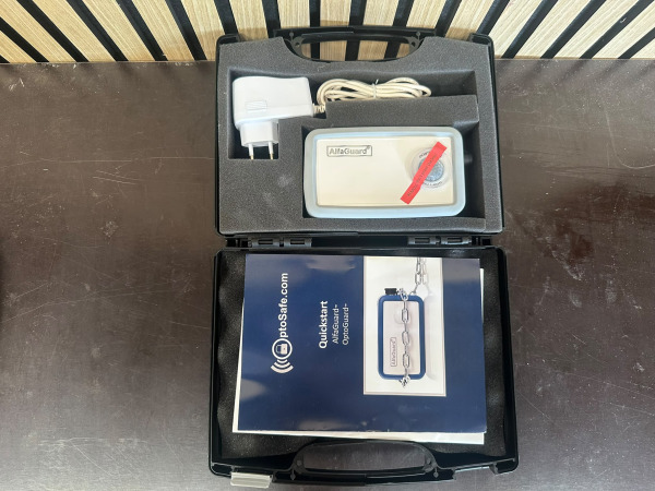 OptoSafe AlfaGuard mobiel GSM/GPS-alarmsysteem met koffer