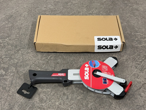 2x Sola meetlint 30m Prospector R