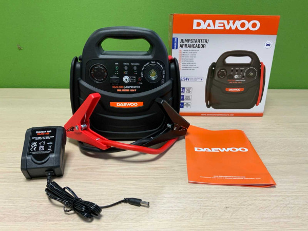 Daewoo jumpstarter 12V-24V DAJSL1200