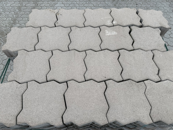 60 M2 Betonsteen Bruin Met Facet 22,5x22,5x8 Cm