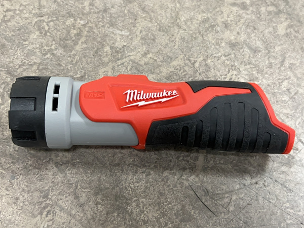 Milwaukee accu zaklamp 12V body C12TLED/0