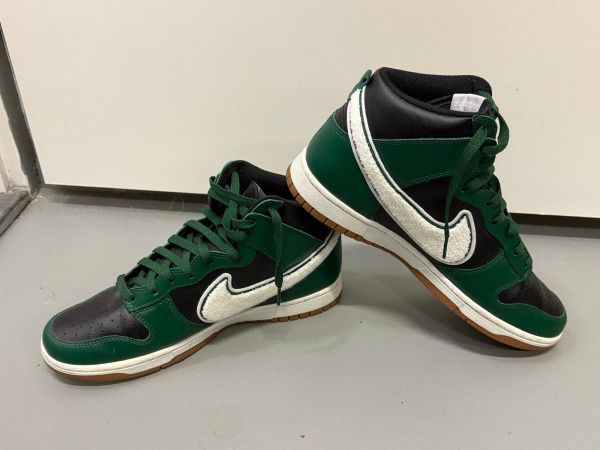 Nike Dunk High Gorge Green Chenille Swoosh – maat 44
