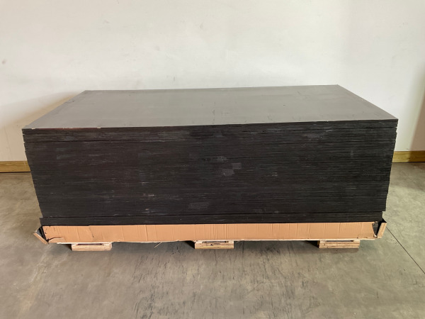 6x Aziatische populieren betonplex 120gr 250x125x1,8cm