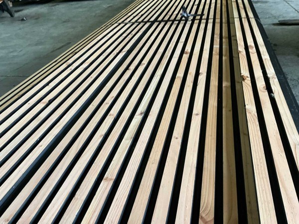 57x-tuinplank-douglas-triple-rhombusprofiel-blankzwart-500x14x25-cm