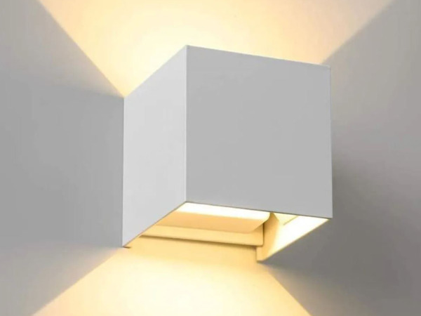 6x 7W LED wit Wandlamp Kubus duo licht verstelbaar waterdicht