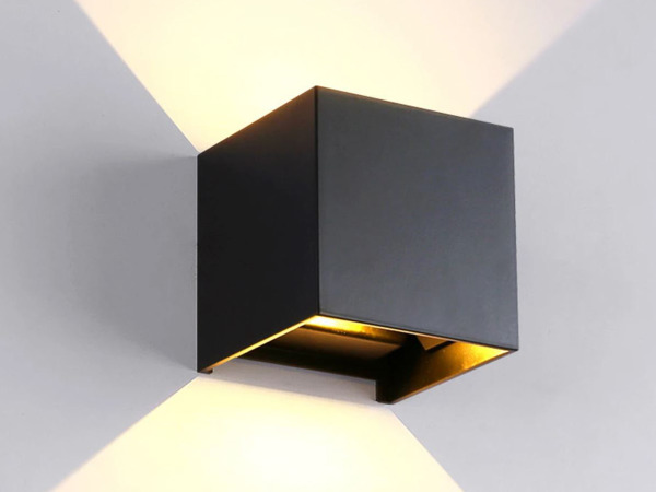 16x 7W LED zwart Wandlamp Kubus duo licht verstelbaar waterdicht