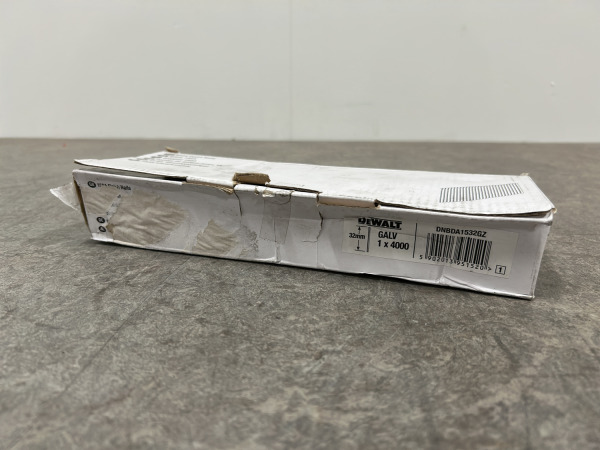5x DeWalt afwerknagels schuin 15GA 32mm 4000-pack