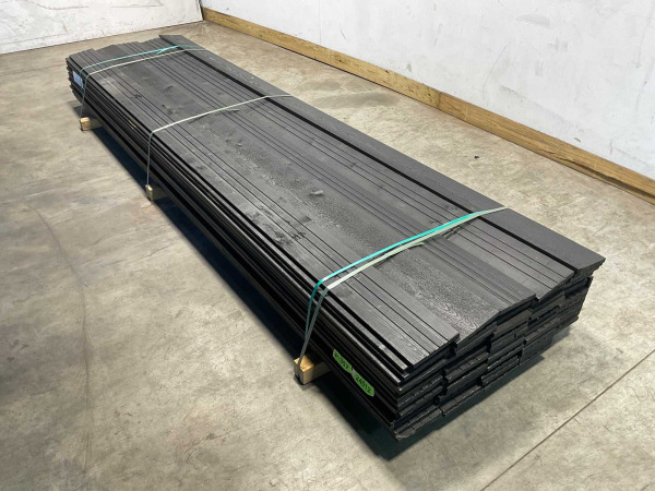 75x Vuren open gevelbekleding board zwart 365x18x1,8 cm
