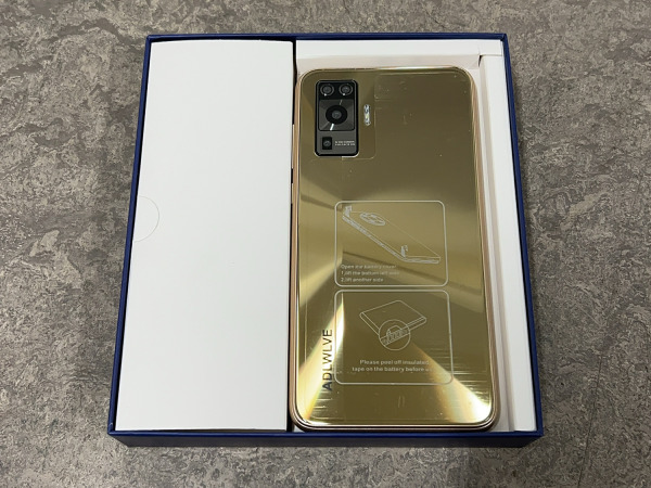 ADLWLVE smartphone M33 – foto 7 – kavel bij XL Auctions