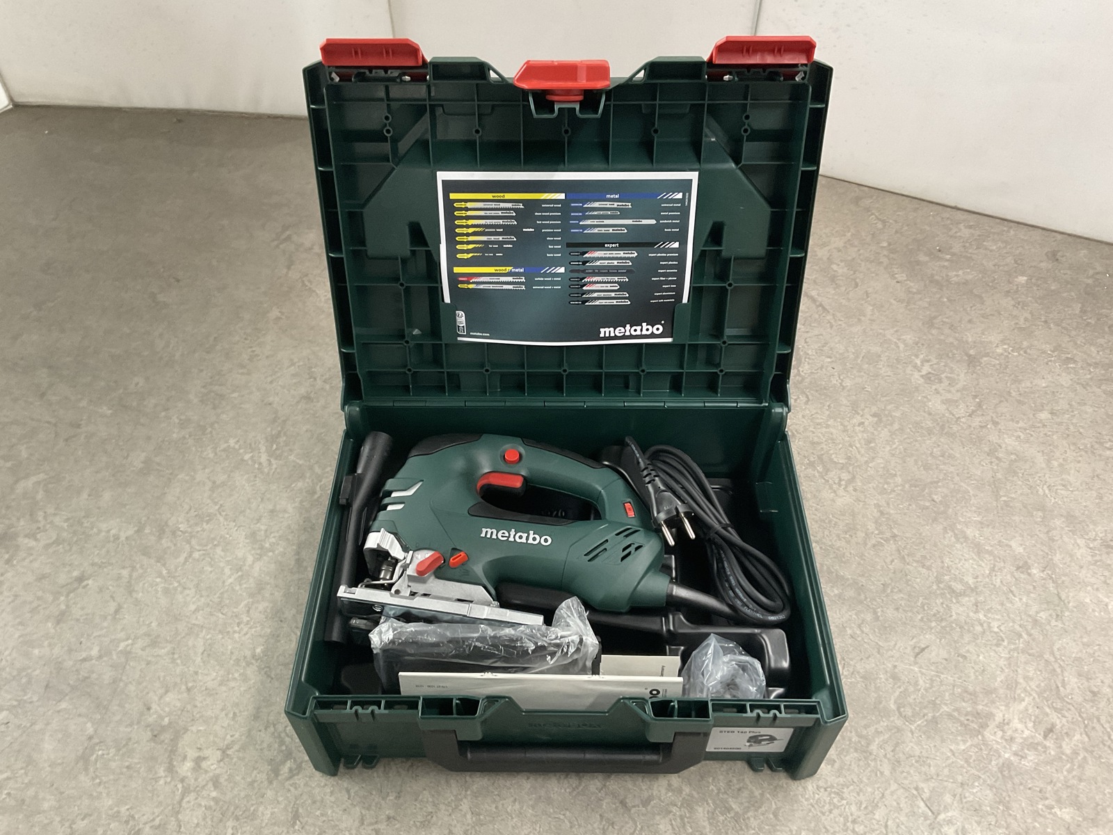 metabo-steb-140-plus-decoupeerzaag