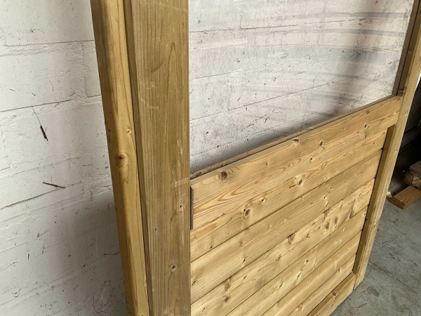 Hillhout terrasscherm met raam 218x101cm – foto 4 – kavel bij XL Auctions