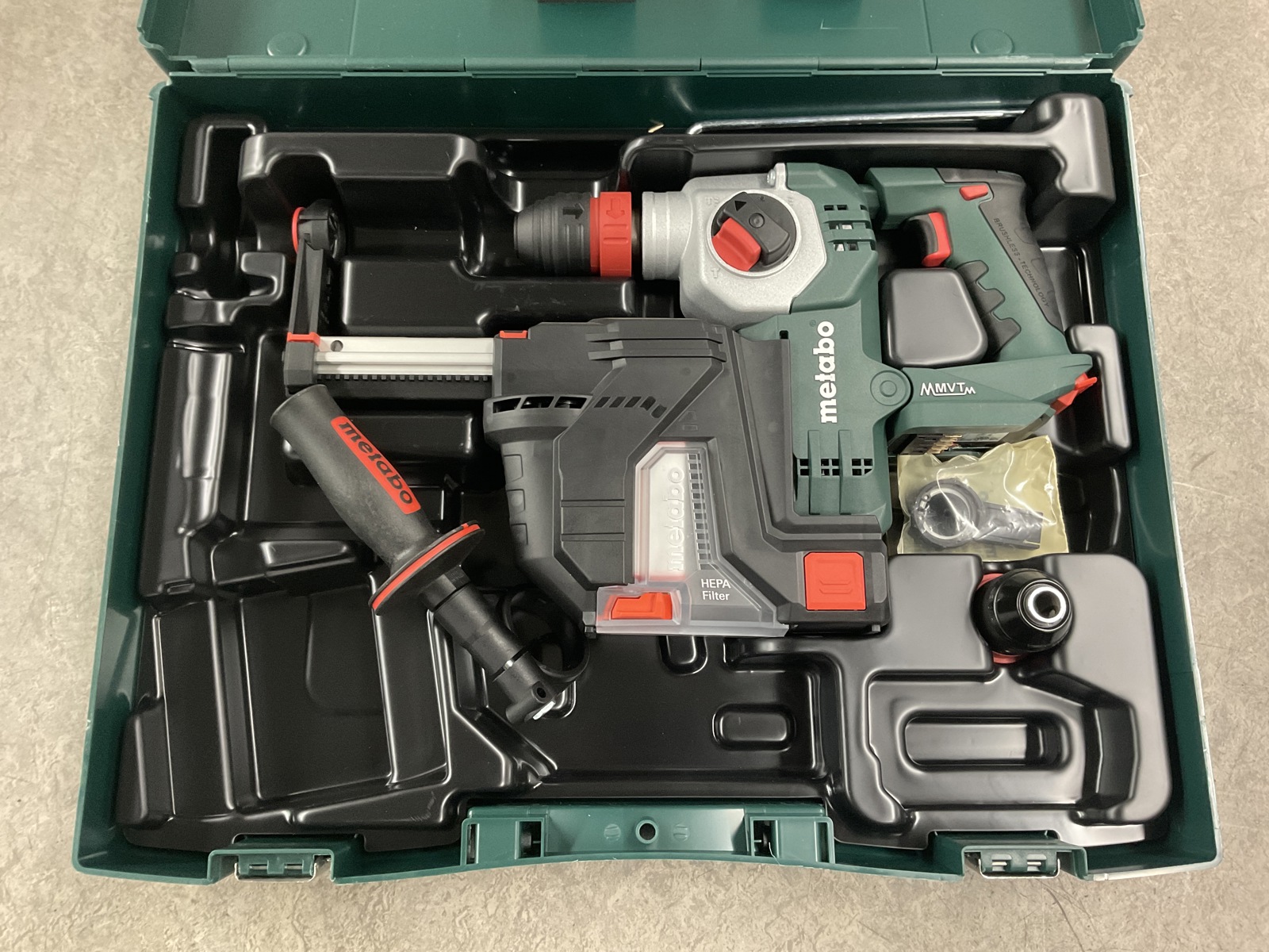 metabo-kha-18-ltx-bl-24-quickisa-18-ltx-24-accu-combihamer-met-stofafzuiging