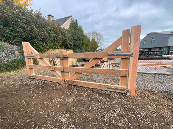Dubbele poort Douglas - 300x100cm – foto 5 – kavel bij XL Auctions