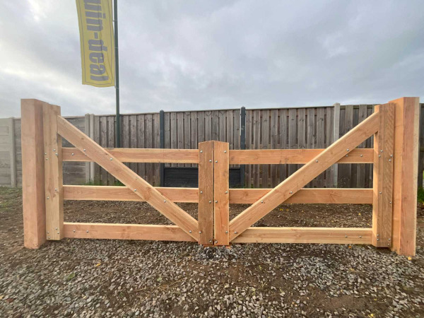 Dubbele poort Douglas - 500x100cm – foto 2 – kavel bij XL Auctions