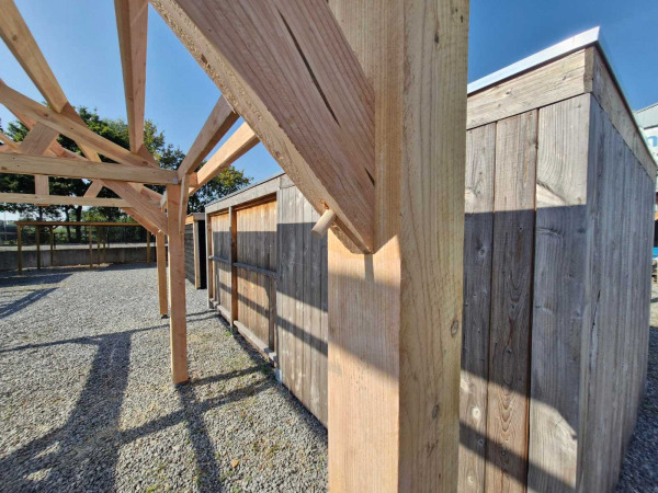 Frameconstructie klassiek zadeldak 1540x410x340 cm – foto 3 – kavel bij XL Auctions