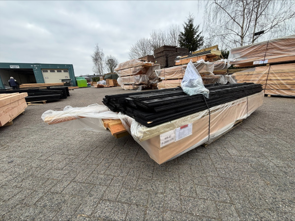 Schuilstal geïmpregneerd Douglas 400x600x265cm – foto 4 – kavel bij XL Auctions