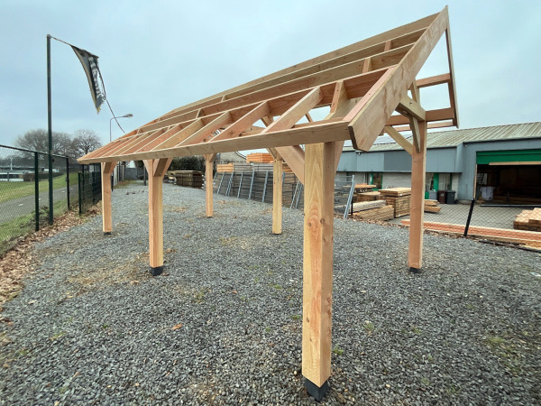 Traditionele Douglas kapschuur 805x460x325 cm – foto 9 – kavel bij XL Auctions
