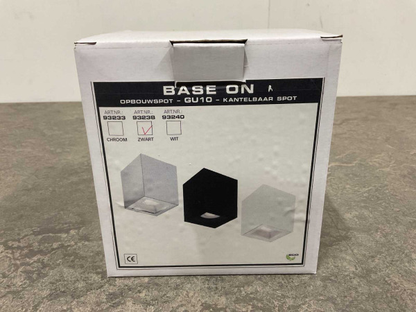 2x Base on opbouwspot GU10 kantelbaar 80x80mm zwart – foto 5 – kavel bij XL Auctions