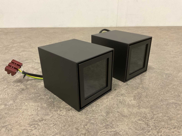 2x Base on opbouwspot GU10 kantelbaar 80x80mm zwart – foto 8 – kavel bij XL Auctions