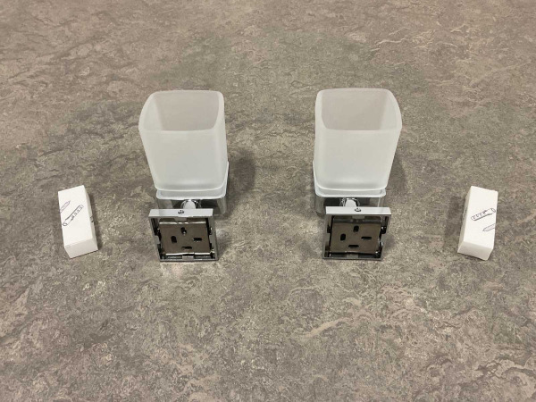 2x Alterna glashouder met glas Siena chroom – foto 4 – kavel bij XL Auctions