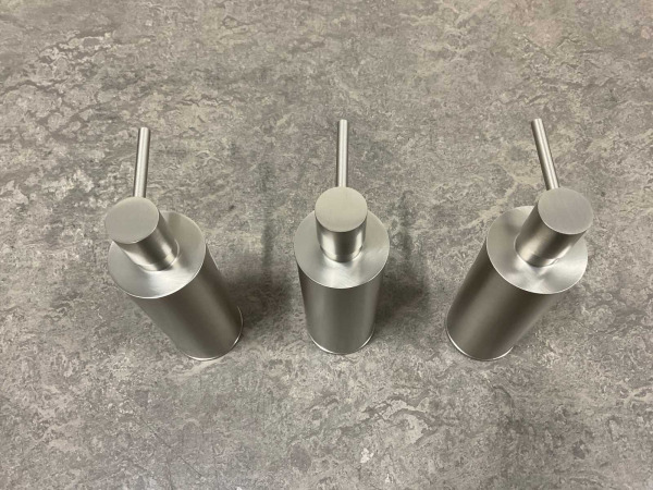 3x Beaux zeepdispenser staand 150ml Ulis geborsteld – foto 3 – kavel bij XL Auctions
