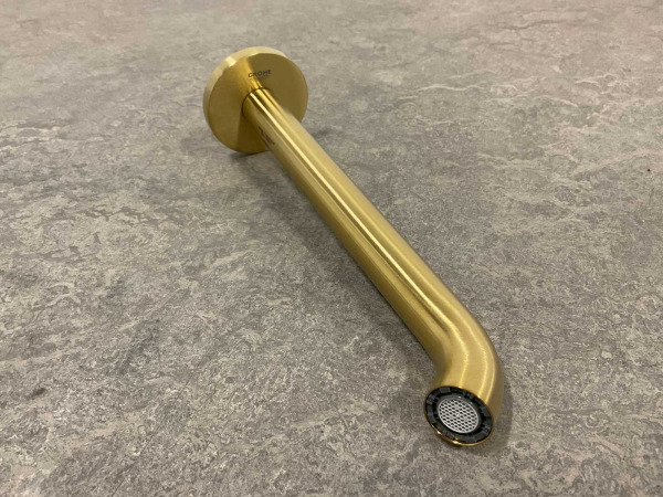 Grohe wastafelkraan Essence New cool sunrise geborsteld – foto 2 – kavel bij XL Auctions