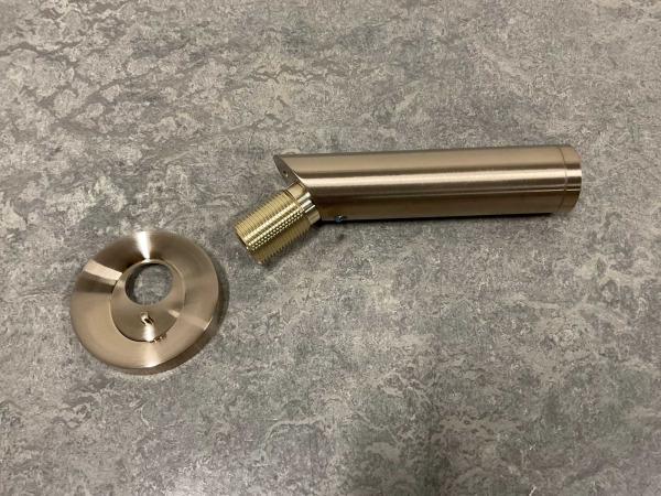 Axor baduitloop Starck geborsteld brons – foto 8 – kavel bij XL Auctions