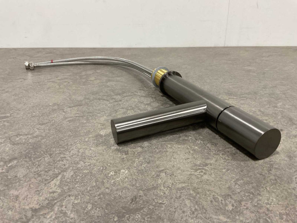 Axor wastafelkraan 110 Uno geborsteld zwart chroom – foto 5 – kavel bij XL Auctions