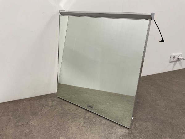 Novio spiegel 60x60cm ledverlichting en dimmer Wessel zilver – foto 8 – kavel bij XL Auctions