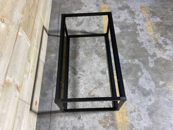 Detremmerie open frame 800x300mm No Limit45 zwart – foto 2 – kavel bij XL Auctions