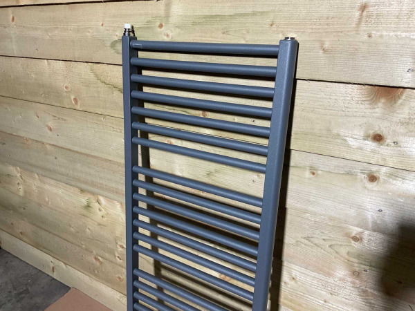 Vasco radiator 500x1330mm Iris Hd-El antraciet – foto 4 – kavel bij XL Auctions