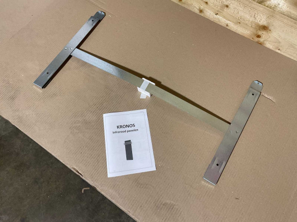 Saniselect infraroodpaneel 1185x585mm Kiara mat antraciet – foto 8 – kavel bij XL Auctions