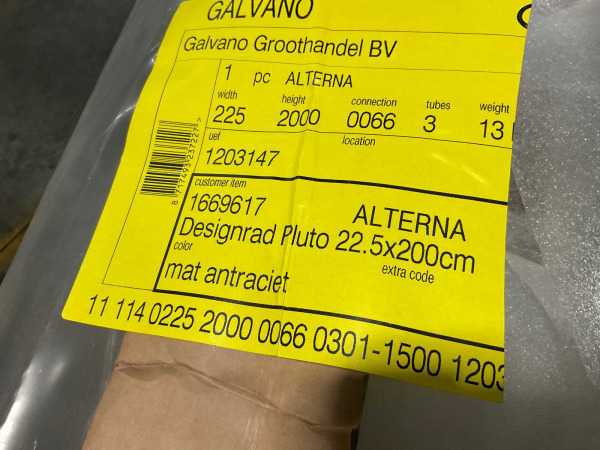 Alterna designradiator 200x22,5cm Pluto mat antraciet – foto 7 – kavel bij XL Auctions