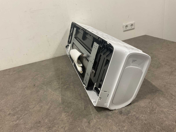 2x Airco splitunit 2,6kW met Clean Air technologie –tot 25m² – foto 9 – kavel bij XL Auctions