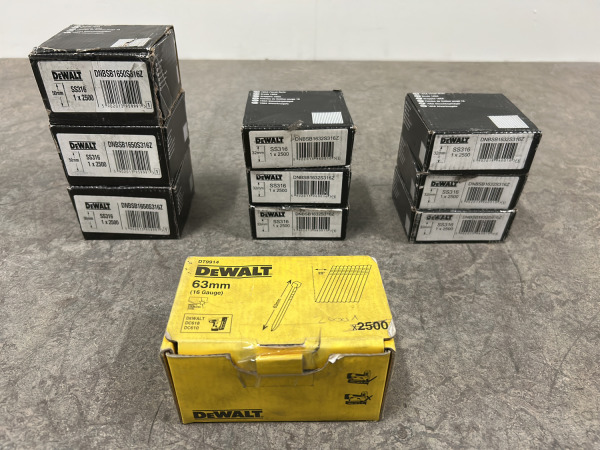 DeWalt afwerknagels set 10-delig