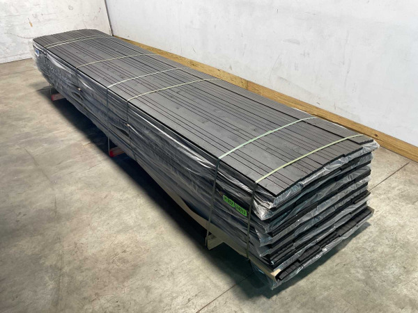 75x Vuren open gevelbekleding board zwart 430x18x1,8 cm