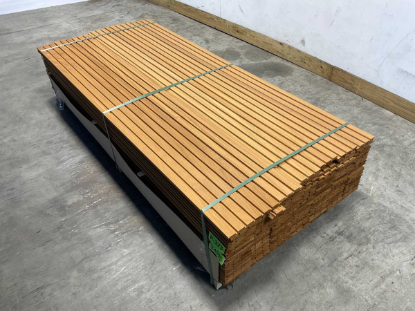 25x ThermoWood Ayous Rib3 gevelbekleding 210x14x1,7cm