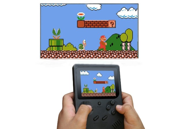 Retro Handheld Game console1.PNG