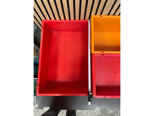 Transport-/magazijnbakken – 4 stuks – diverse maten – foto 2 – kavel bij XL Auctions