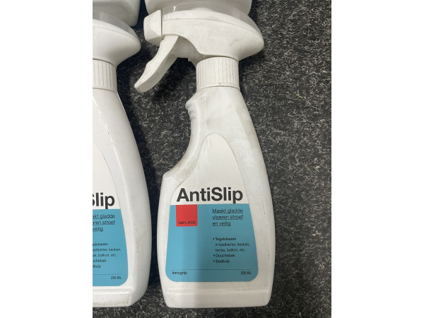 15x Anti Slip 100% Eco Antislipmiddel – 250 ml – Eco Formule – foto 2 – kavel bij XL Auctions
