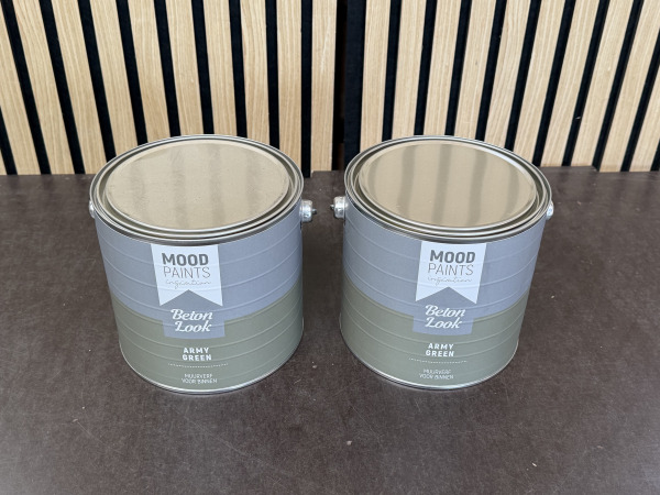 2x Moodpaints muurverf betonlook Army Green 2,5L – kavel bij XL Auctions