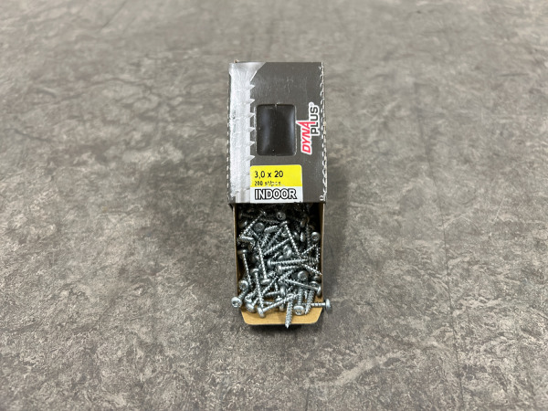 20x Dynaplus unischroef ø3x20mm 200-pack – kavel bij XL Auctions