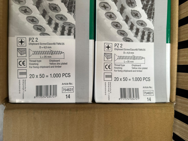 12.000x HiKOKI Spaanplaatschroeven 4,0 x 25 mm – PZ2 – foto 3 – kavel bij XL Auctions