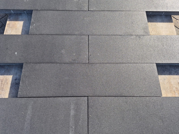 46,08 M2 Betontegel Black 30x120x6 Cm