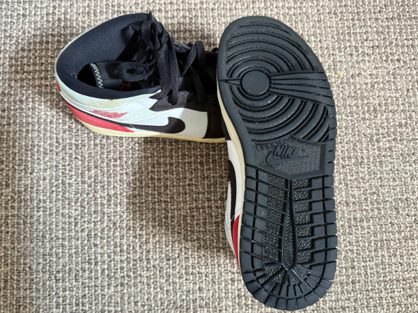 Nike Air Jordan 1 Mid SE – maat 44 – foto 2 – kavel bij XL Auctions