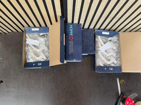Partij HOPPE Deur- en Raambeslag – Atlanta / Tokyo / Paris – foto 2 – kavel bij XL Auctions