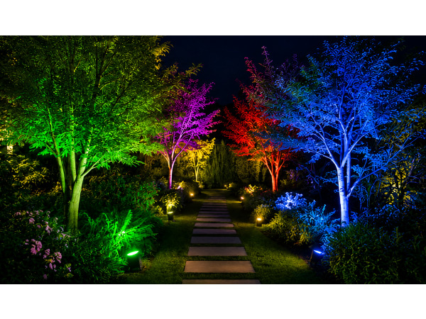 4x 4 x RGB LED Schijnwerper 50W – Zwart – IP65 – REMIX-50 – foto 3 – kavel bij XL Auctions