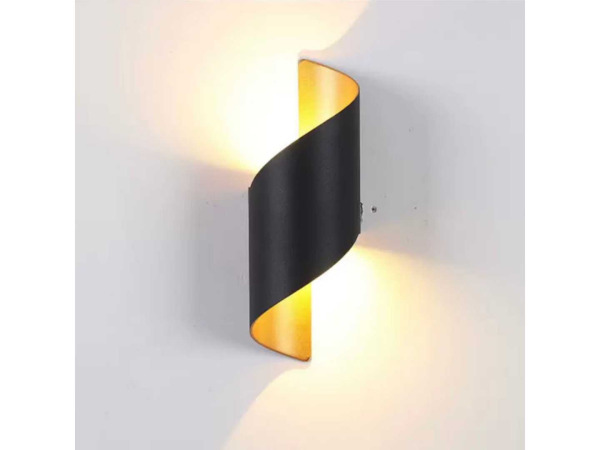 8x 8 x LED Wandlamp – 6W – 3500K – IP54 – Zwart/Goud – SW-34 – kavel bij XL Auctions