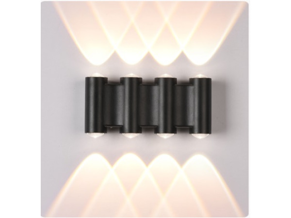 8x 8 x Tweezijdige LED Wandlamp – 8W – 3500K – IP54 – SW-47-4 – kavel bij XL Auctions