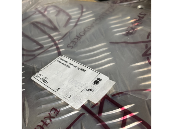 Yamaha Jog R / Jog RR Treeplank Sierplaat Aluminium Nieuw – foto 2 – kavel bij XL Auctions